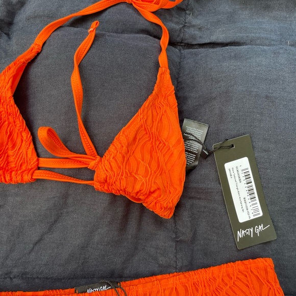 Nasty Gal NWT Wave Textured Orange Bikini and Sarong Set 🌊 - Picture 4 of 5